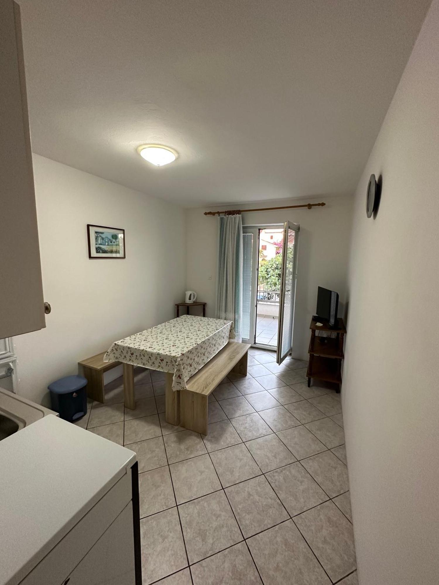 Apartmani Ana مالينسكا المظهر الخارجي الصورة