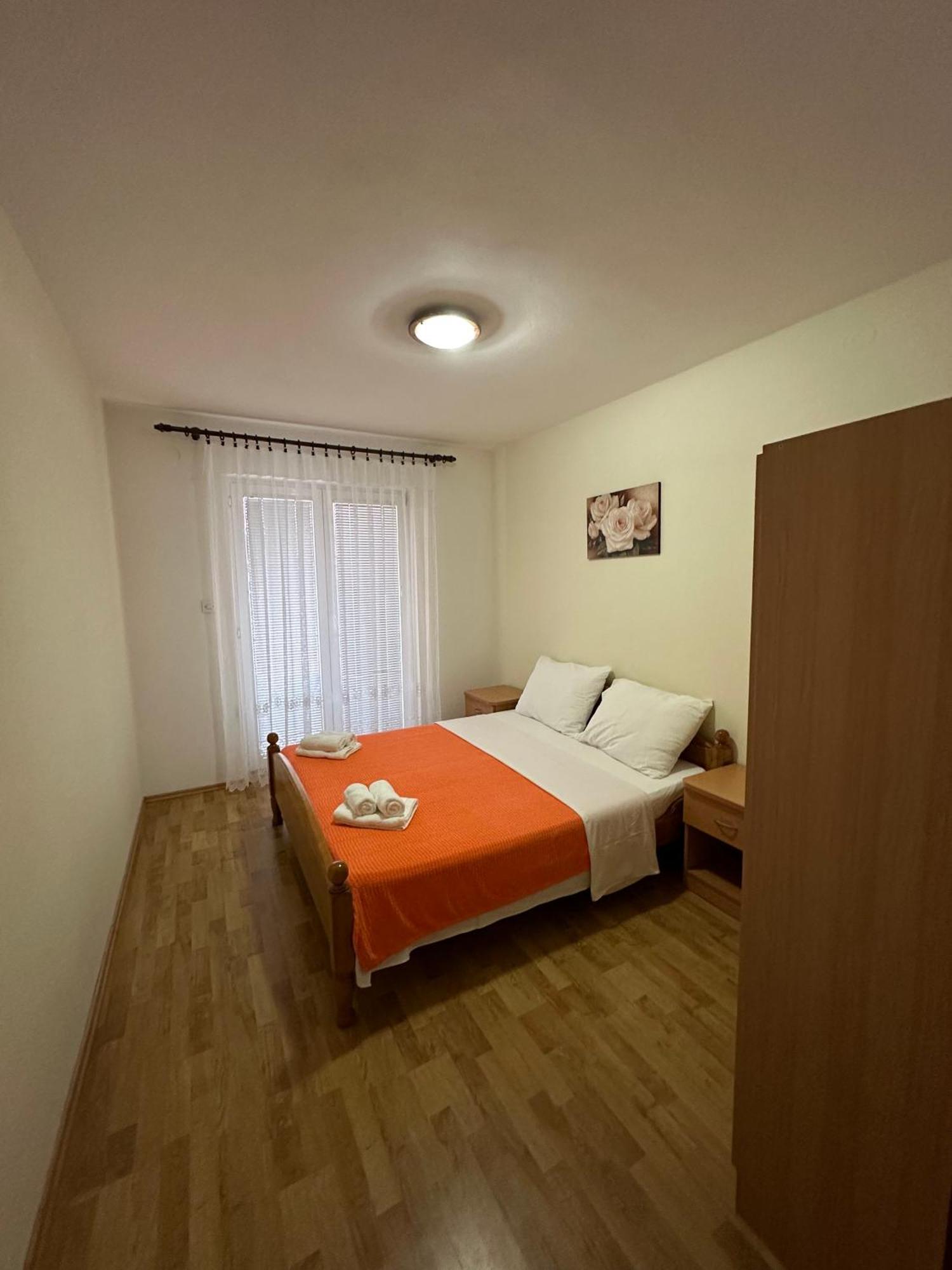 Apartmani Ana مالينسكا المظهر الخارجي الصورة