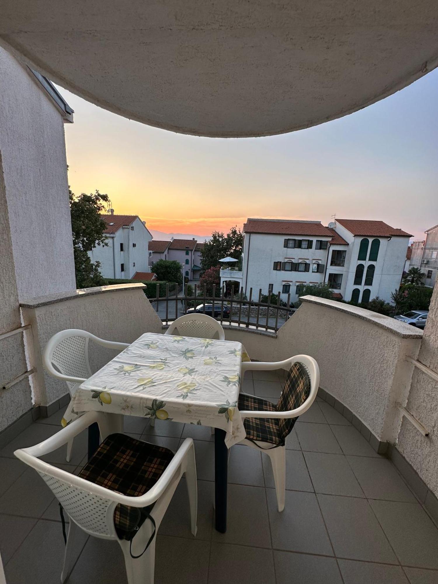 Apartmani Ana مالينسكا المظهر الخارجي الصورة
